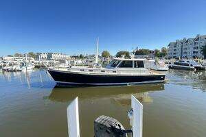 Nautical 2007 Grand Banks 49 Eastbay SX Yacht For Sale in Grand Haven MI