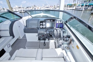 Ship Faced 35ft Formula Yacht For Sale