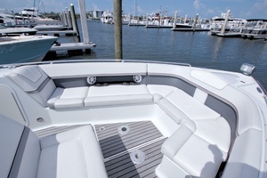 Ship Faced 35ft Formula Yacht For Sale