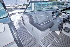 Ship Faced 35ft Formula Yacht For Sale