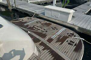 2001 Sea Ray 540 Sundancer thumbnail 12