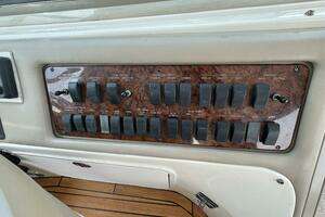 2001 Sea Ray 540 Sundancer thumbnail 18