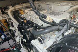 2001 Sea Ray 540 Sundancer thumbnail 38