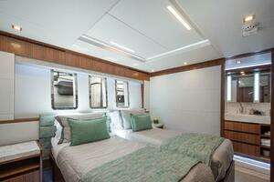 2024 Hargrave Raised Pilothouse thumbnail 15