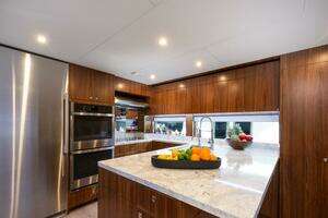 2024 Hargrave Raised Pilothouse thumbnail 7