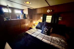 47ft Marine Trader Yacht For Sale