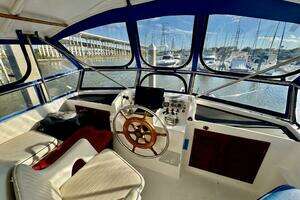 1986 Marine Trader 47 Tradewinds thumbnail 14