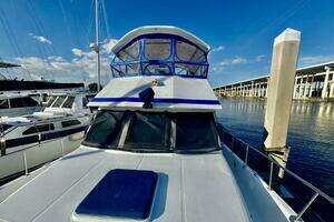 1986 Marine Trader 47 Tradewinds thumbnail 3