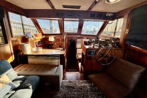 47ft Marine Trader Yacht For Sale