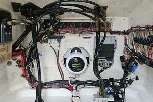 Get the Gaff II 31ft Contender Yacht For Sale