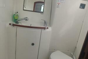 Seeress 39ft Beneteau Yacht For Sale