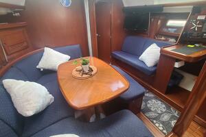 Seeress 39ft Beneteau Yacht For Sale