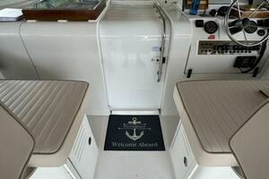 2000 Mainship 34 Pilot thumbnail 5