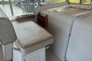 2000 Mainship 34 Pilot thumbnail 8