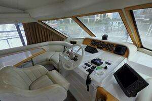 1998 Navigator 5300 thumbnail 38