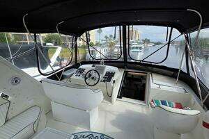 1998 Navigator 5300 thumbnail 53