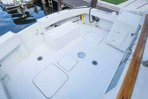 1975 Hatteras 58 Yacht Fisherman thumbnail 5