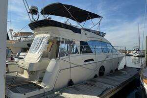 2017 Beneteau Monte Carlo 4 thumbnail 6