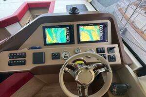 2017 Beneteau Monte Carlo 4 thumbnail 19