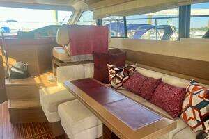 2017 Beneteau Monte Carlo 4 thumbnail 7