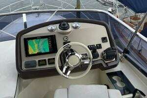 2017 Beneteau Monte Carlo 4 thumbnail 15