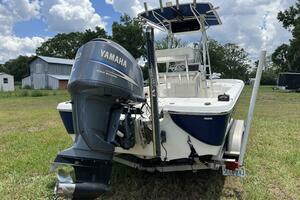 24ft NauticStar Yacht For Sale