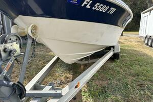 24ft NauticStar Yacht For Sale