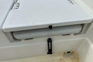 24ft NauticStar Yacht For Sale