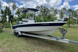 24ft NauticStar Yacht For Sale