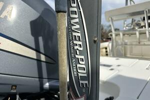 24ft NauticStar Yacht For Sale