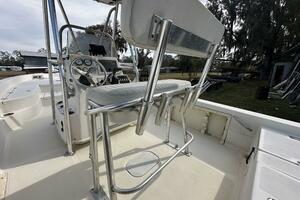 24ft NauticStar Yacht For Sale