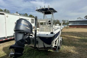 24ft NauticStar Yacht For Sale