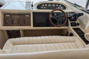 1998 Viking Princess Sport Cruiser thumbnail 26