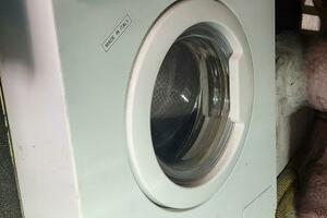 Different Drummer 50ft Viking Princess Yacht For Sale