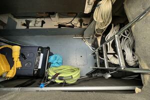 Different Drummer 50ft Viking Princess Yacht For Sale