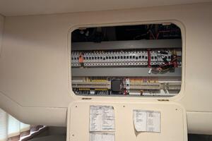 Different Drummer 50ft Viking Princess Yacht For Sale