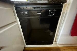 Contentment 44ft Carver Yacht For Sale