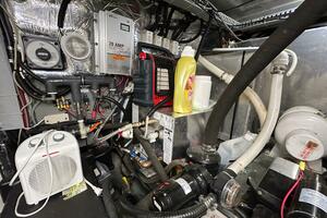 Contentment 44ft Carver Yacht For Sale