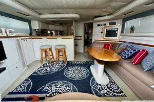 1996 Cruisers Yachts 4285 Express Bridge thumbnail 20
