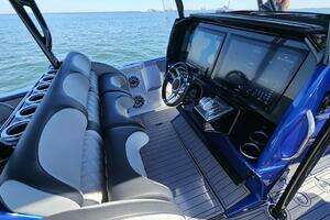 2024 Nor-Tech 390 Sport Center Console thumbnail 24