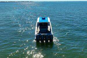 2024 Nor-Tech 390 Sport Center Console thumbnail 4