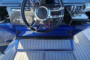 2024 Nor-Tech 390 Sport Center Console thumbnail 30
