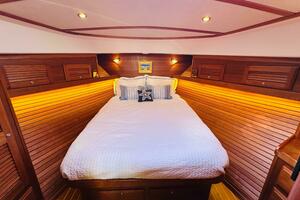 Yacht for sale ENCORE