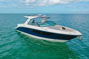 2022 Sea Ray SLX 400 Outboard SEA N SEA