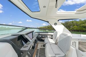 2022 Sea Ray SLX 400 Outboard SEA N SEA