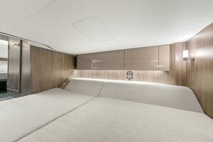 2022 Sea Ray SLX 400 Outboard SEA N SEA