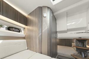 2022 Sea Ray SLX 400 Outboard SEA N SEA