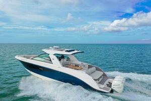 2022 Sea Ray SLX 400 Outboard SEA N SEA