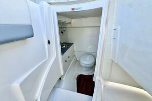 31ft Robalo Yacht For Sale