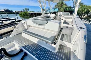 31ft Robalo Yacht For Sale